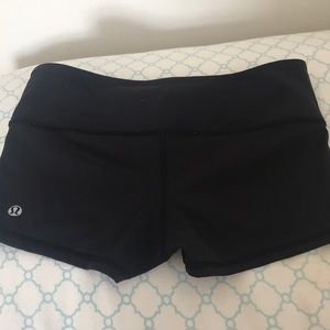 Lululemon spandex shorts
